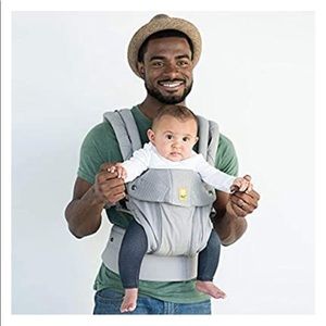 LiLLEbaby ergonomic baby and child carrier